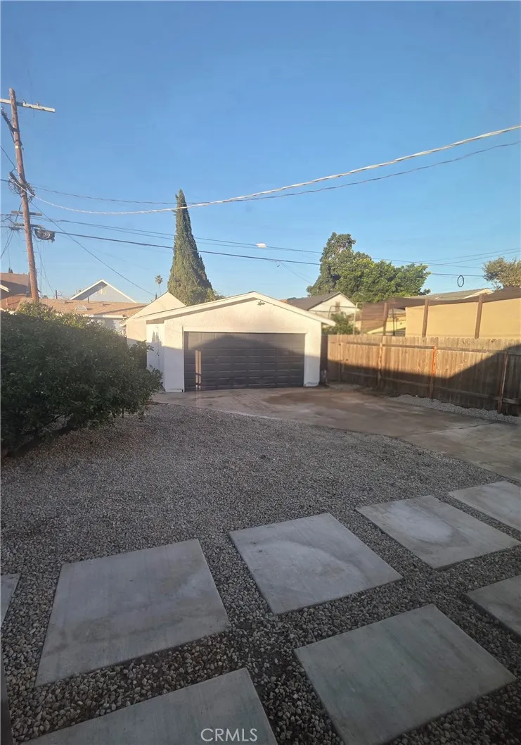 Additional image 20 of 401 E 61st St, Los Angeles, CA 90003