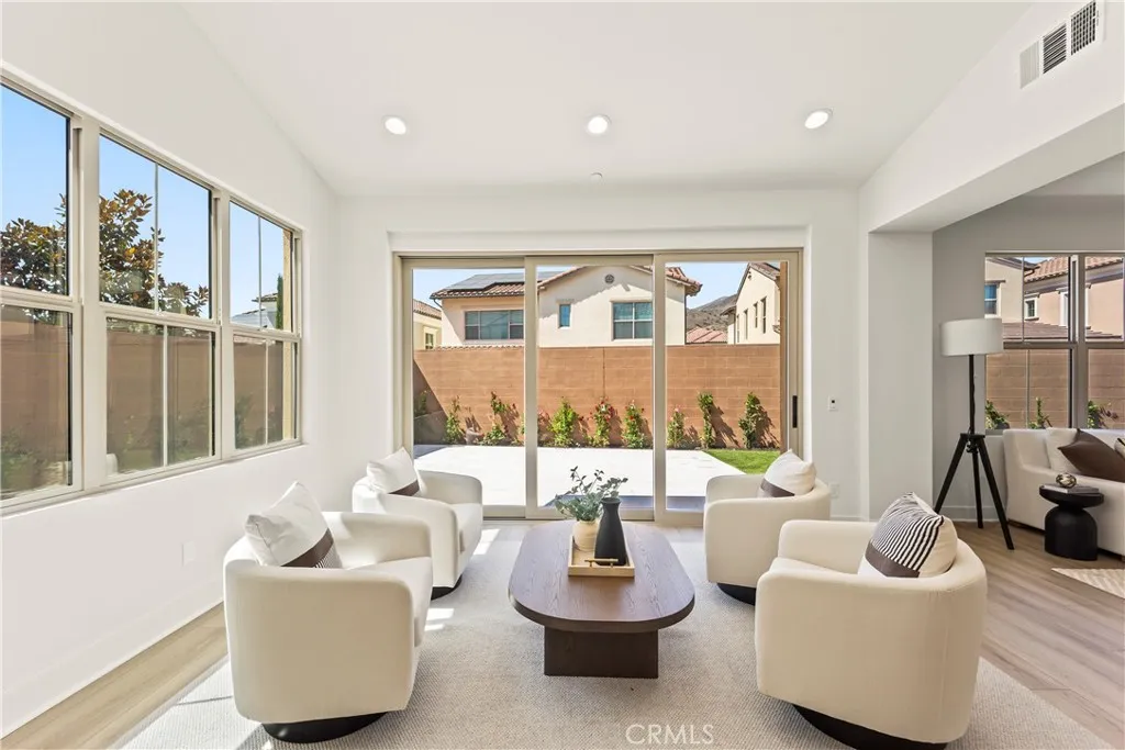 Additional image 74 of 173 Somera, Irvine, CA 92602