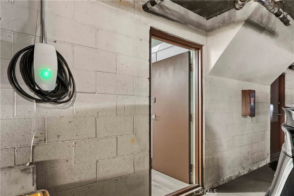 Additional image 96 of 630 E Garfield Avenue Unit 6, Glendale, CA 91205