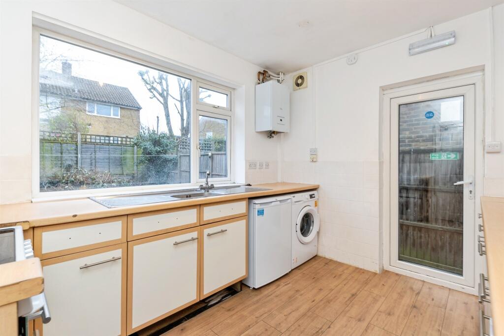 Additional image 7 of Woods Avenue, Hatfield