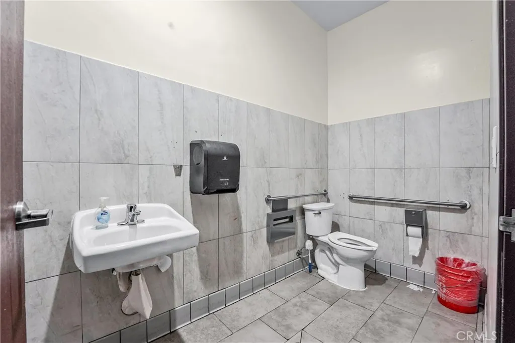 Additional image 72 of 486 W 20th Avenue, San Pedro, CA 90731