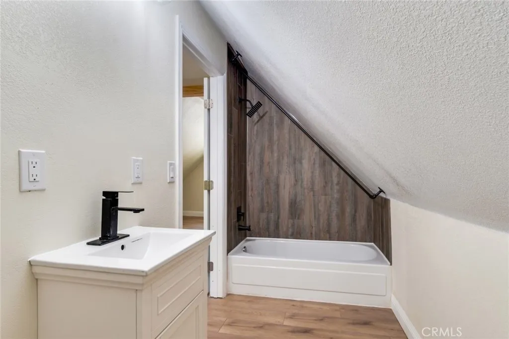 Additional image 29 of 901 Ca-173, Lake Arrowhead, CA 92352