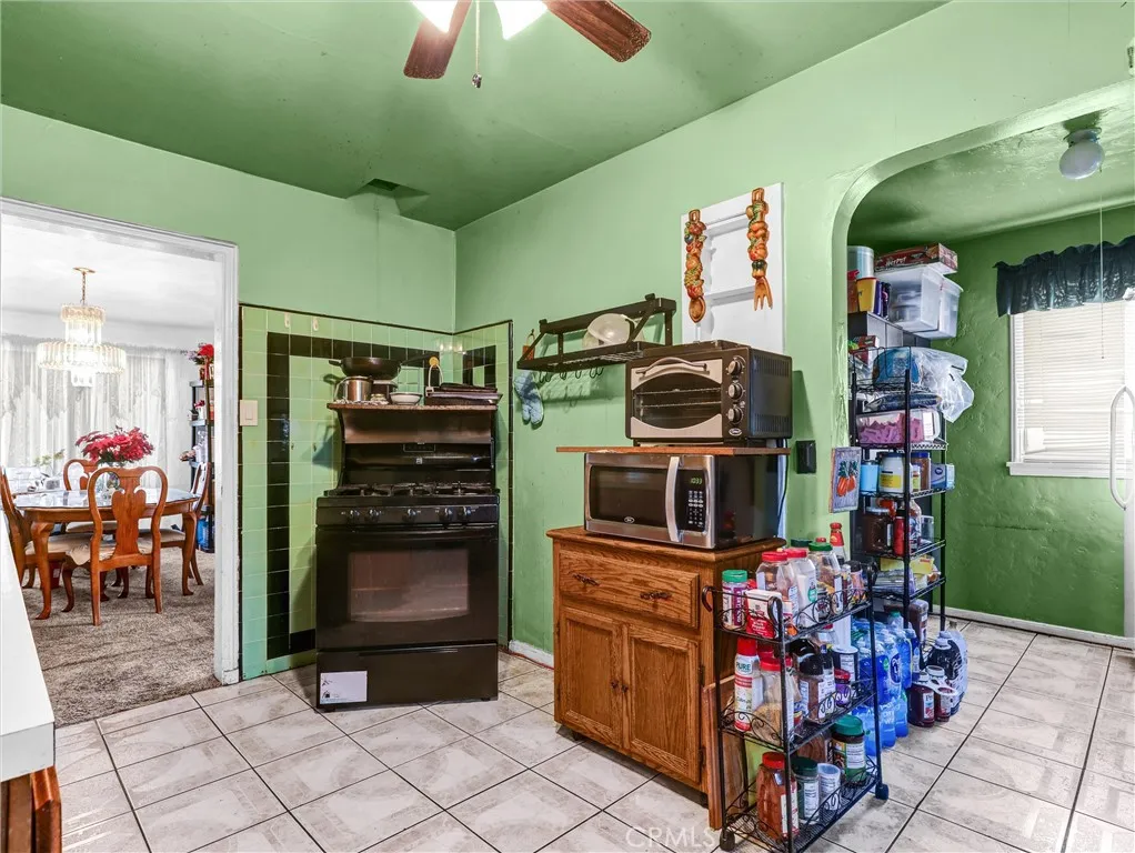 Additional image 61 of 3630 W 61st St, Los Angeles, CA 90043