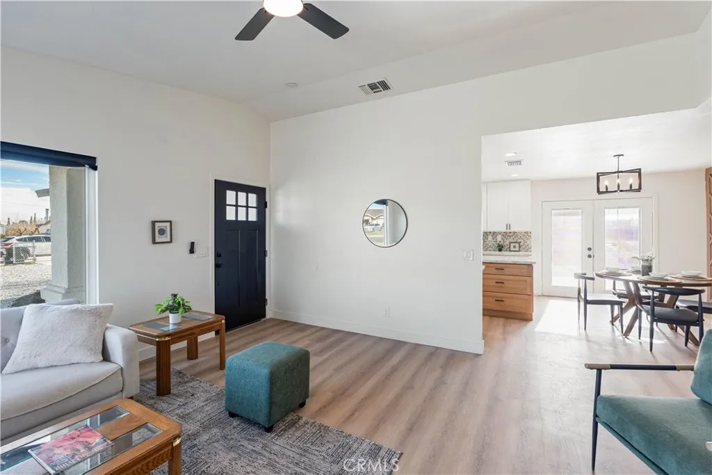 Additional image 57 of 12850 Lakota Rd, Apple Valley, CA 92308