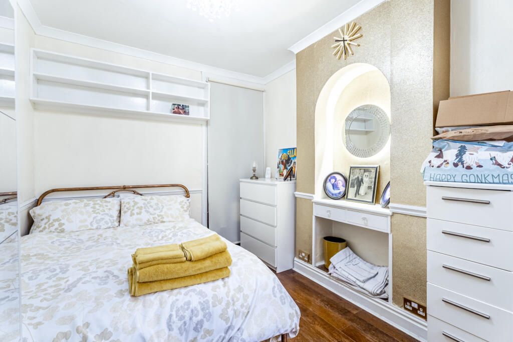 Additional image 12 of Cornwall Road, Harpenden, Hertfordshire, AL5