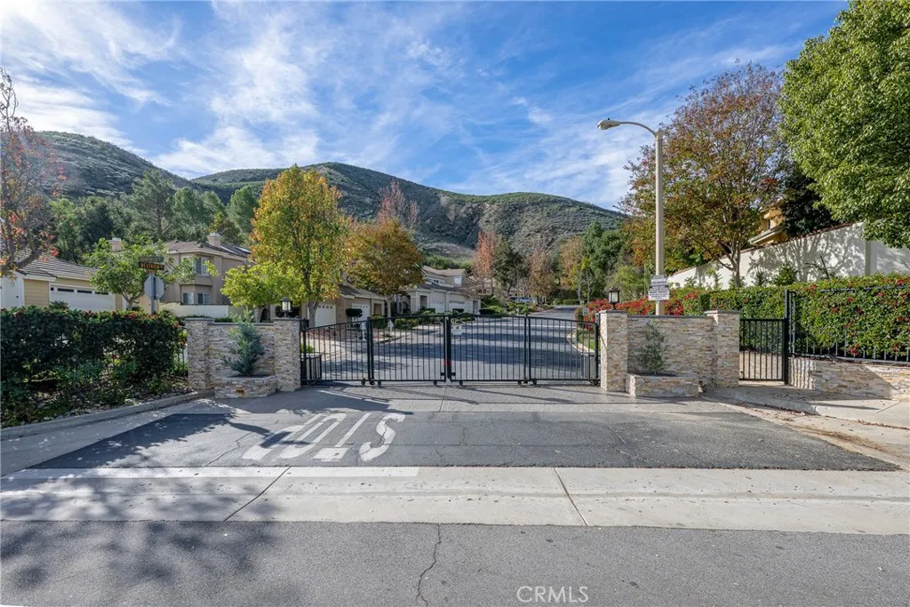 Property image for 939 Blue Mountain Cir, Westlake Village, CA 91362