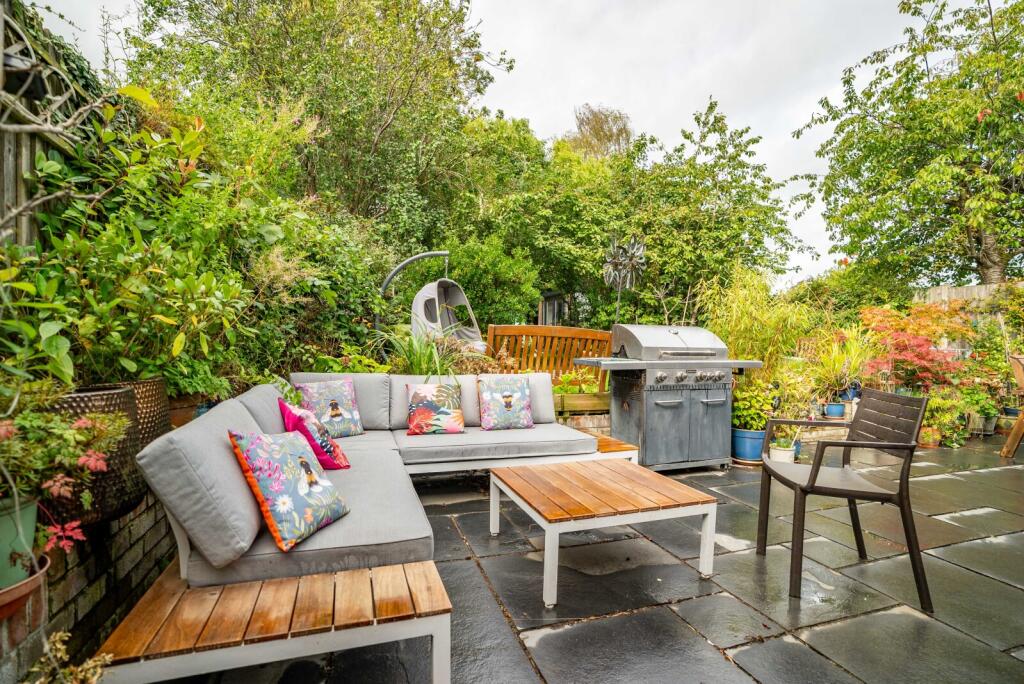 Additional image 20 of Ardens Way, St. Albans, Hertfordshire, AL4