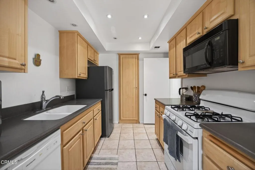 Additional image 14 of 202 N Carrillo Road Unit E, Ojai, CA 93023