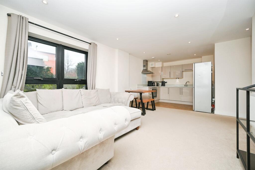 Additional image 4 of Bessemer Road, WELWYN GARDEN CITY