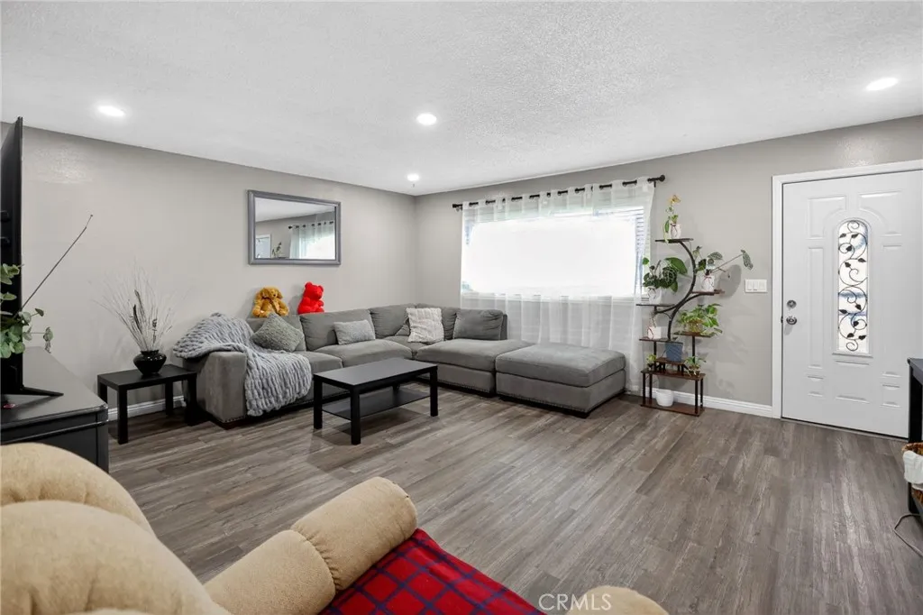 Additional image 20 of 2588 Byron St, Highland, CA 92346