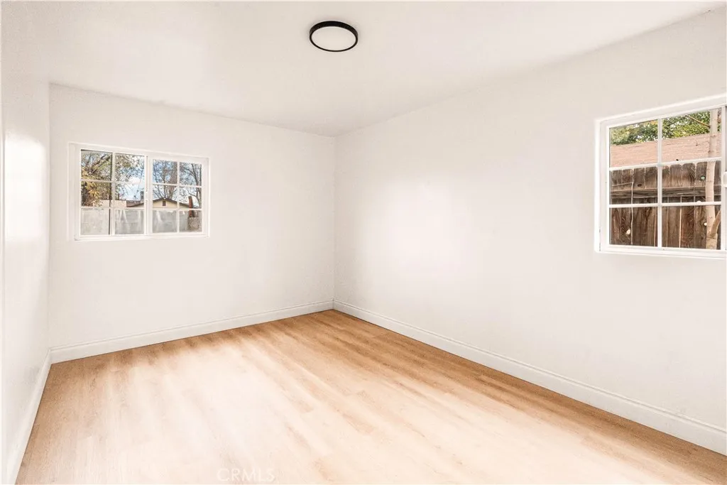 Additional image 46 of 407 4th St, Bakersfield, CA 93304