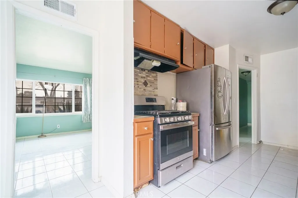 Additional image 14 of 423 Landsford Street, Lancaster, CA 93535