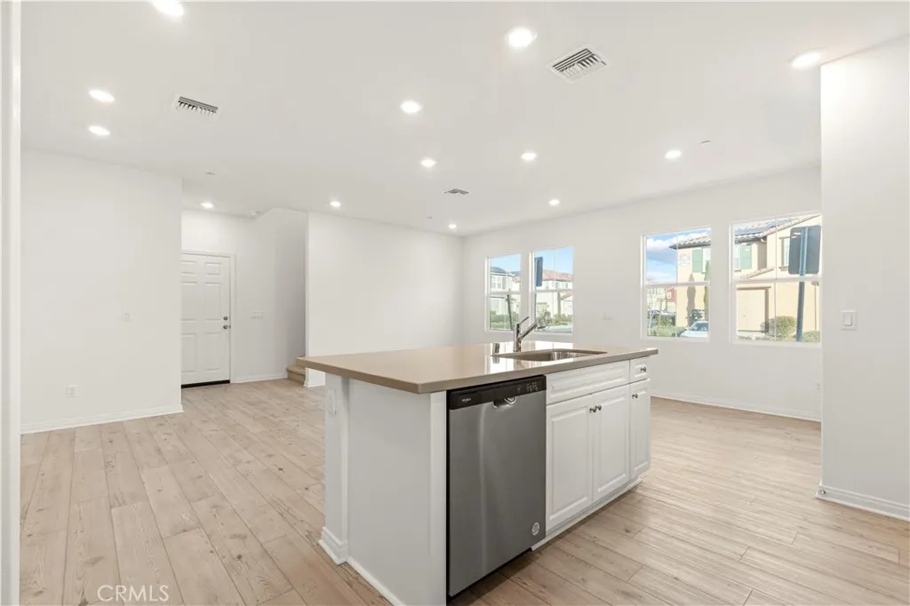 Additional image 10 of 4214 S Laguna Avenue, Ontario, CA 91761