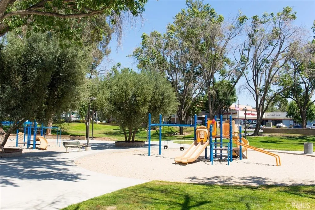 Additional image 40 of 25236 Via Sistine, Valencia, CA 91355