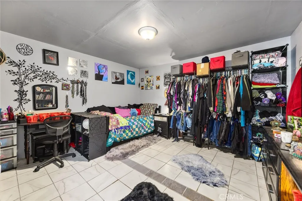 Additional image 89 of 2105 Jason St, Bakersfield, CA 93312