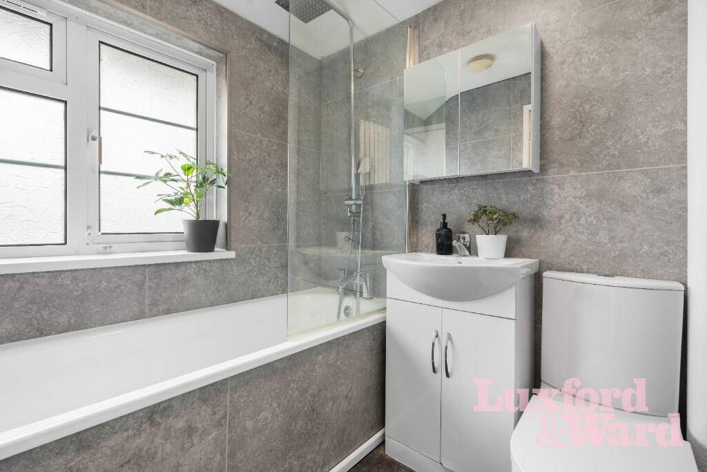 Additional image 14 of Golden Dell, Welwyn Garden City, Hertfordshire, AL7