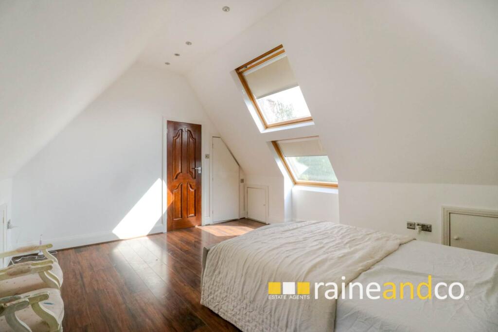 Additional image 44 of Great North Road, Bell Bar, Brookmans Park