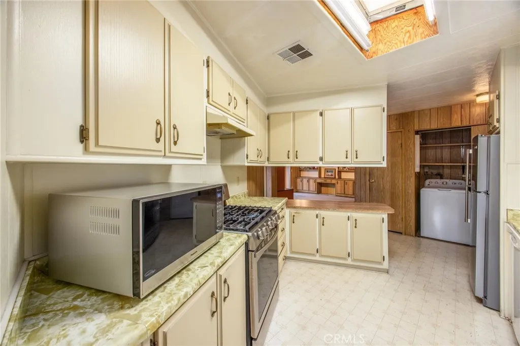 Additional image 12 of 626 N Dearborn Street Unit 19, Redlands, CA 92374