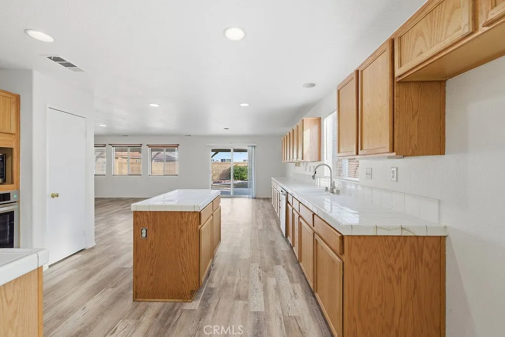 Additional image 69 of 43336 22nd St W, Lancaster, CA 93536