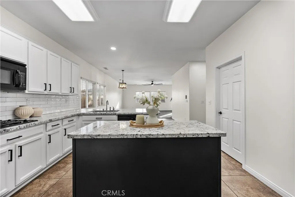 Additional image 101 of 11515 Regarse Dr, Bakersfield, CA 93311