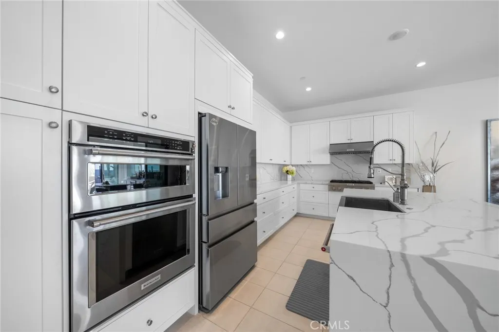 Additional image 49 of 137 Trumpet Flower, Irvine, CA 92618