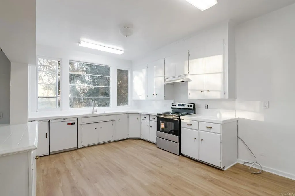 Additional image 46 of 1571 Granite Hills Dr, El Cajon, CA 92019