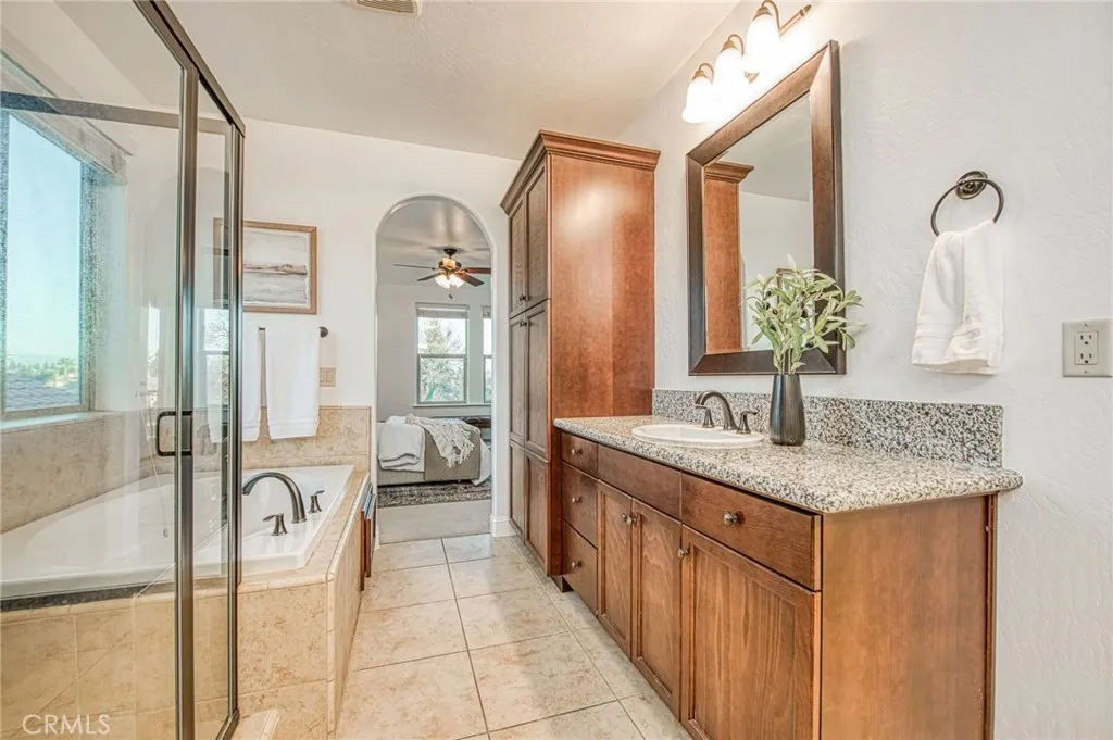 Additional image 57 of 11384 N Via Montessori Dr, Fresno, CA 93730