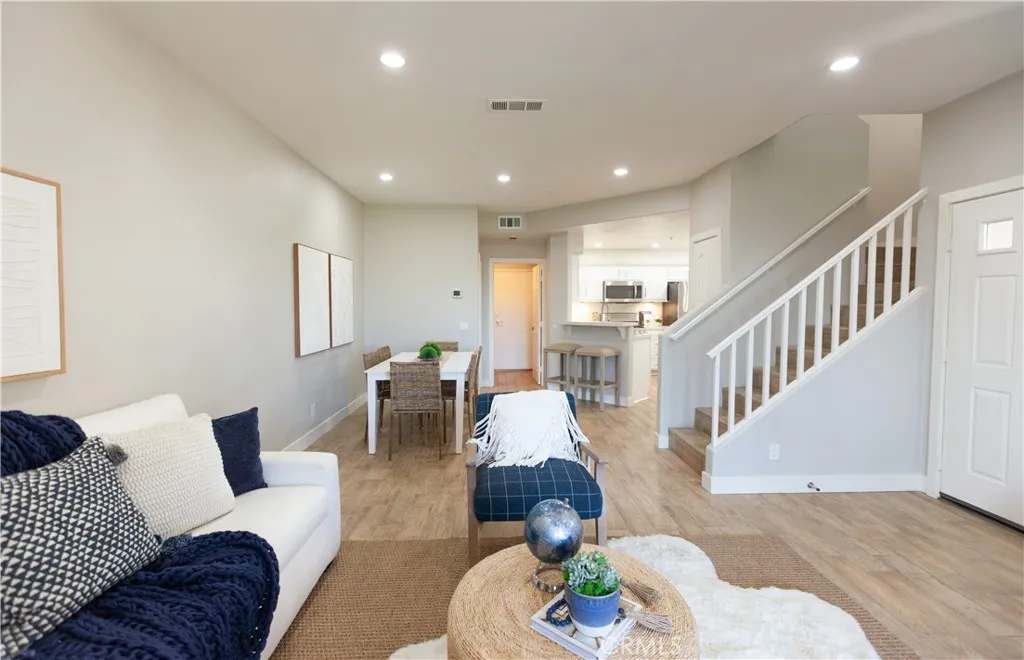 Additional image 25 of 2340 Sunningdale Dr, Tustin, CA 92782