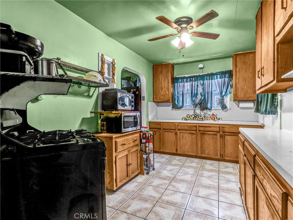 Additional image 60 of 3630 W 61st St, Los Angeles, CA 90043