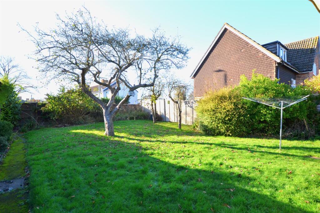 Additional image 4 of Cecil Crescent, Hatfield