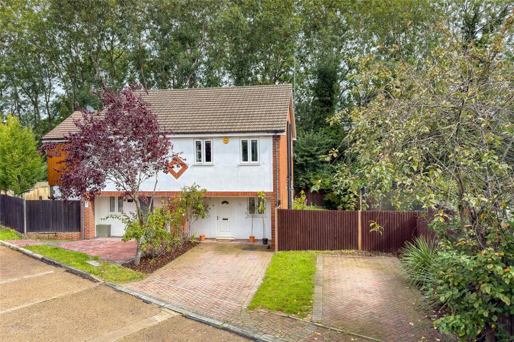 Riverford Close, Harpenden, Hertfordshire, AL5