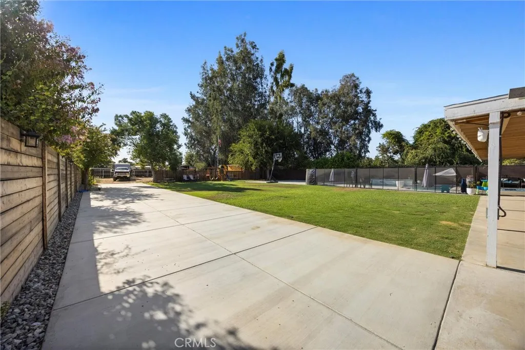 Additional image 49 of 2105 Jason St, Bakersfield, CA 93312