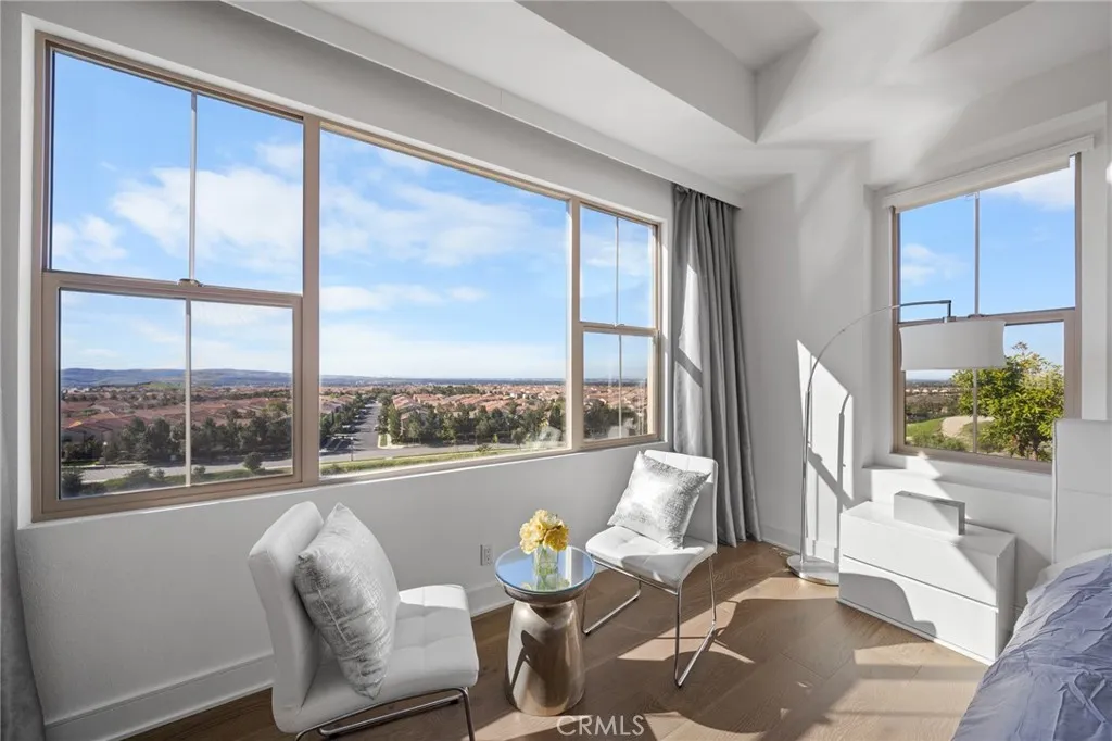 Additional image 58 of 137 Trumpet Flower, Irvine, CA 92618