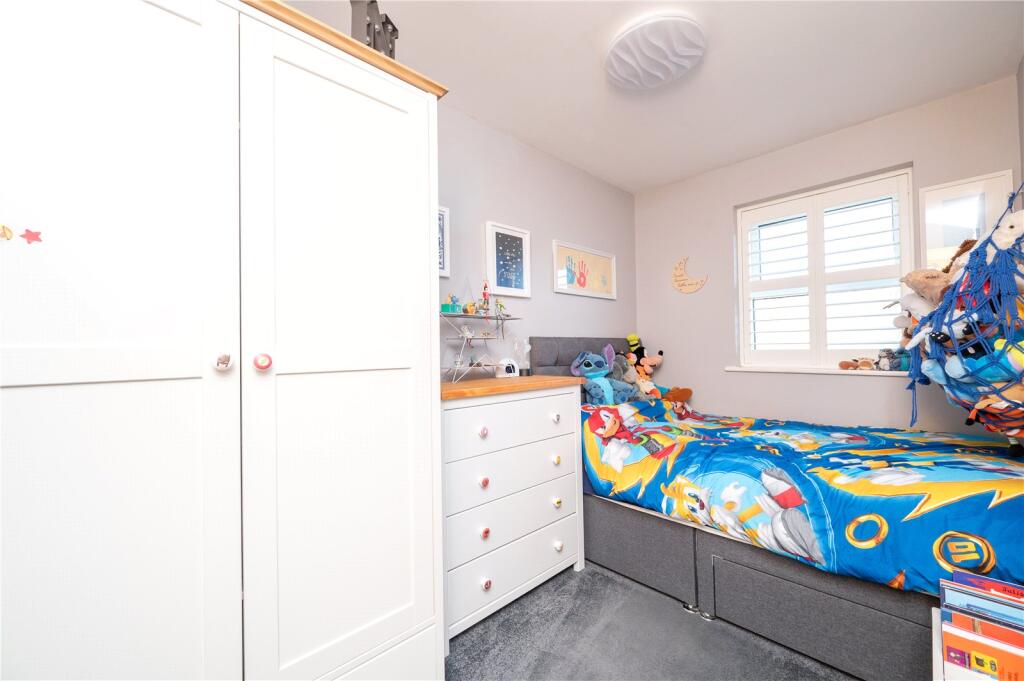 Additional image 18 of Cairns Close, St. Albans, Hertfordshire