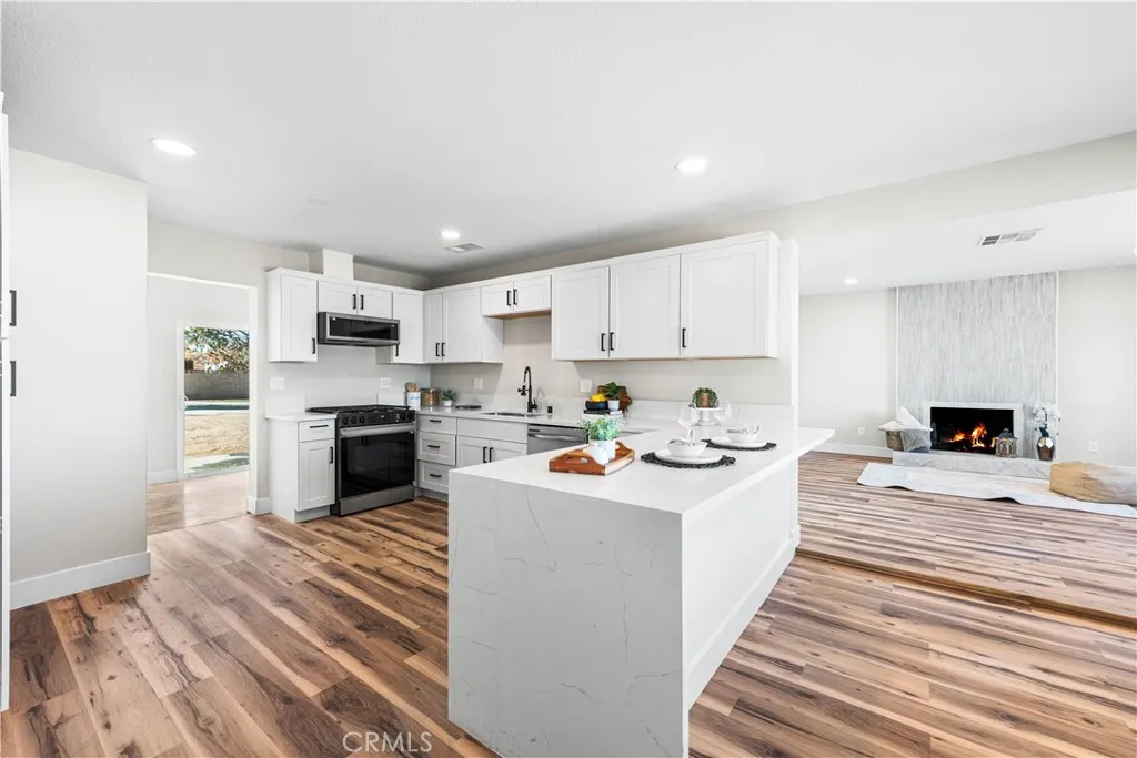 Additional image 12 of 41331 20th Street W, Palmdale, CA 93551