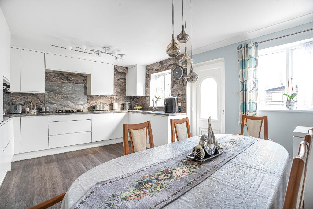 Additional image 4 of Dalewood, Welwyn Garden City, Hertfordshire, AL7