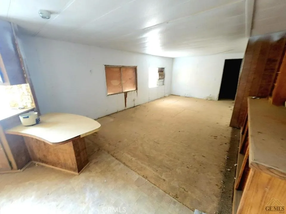 Additional image 24 of 330 Morning Glory Drive, California City, CA 93505