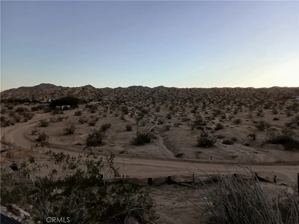 Additional image 32 of 66954 Appian Way, 29 Palms, CA 92277