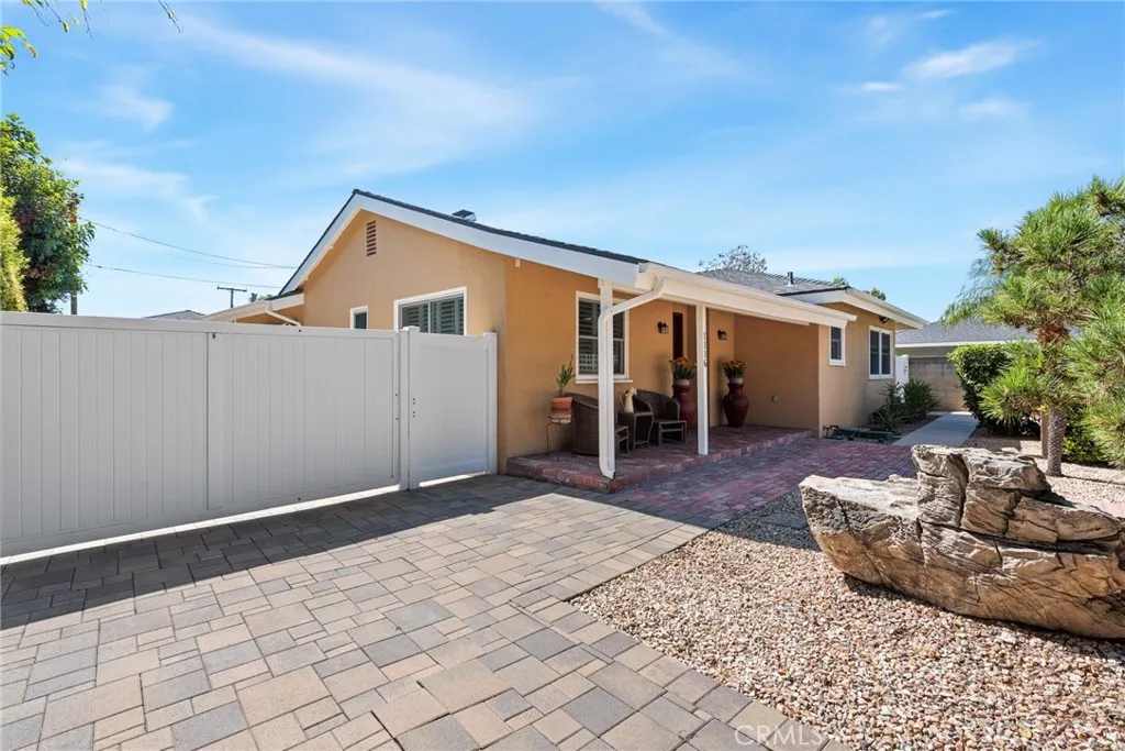 Additional image 3 of 1116 W 21st Street, Santa Ana, CA 92706