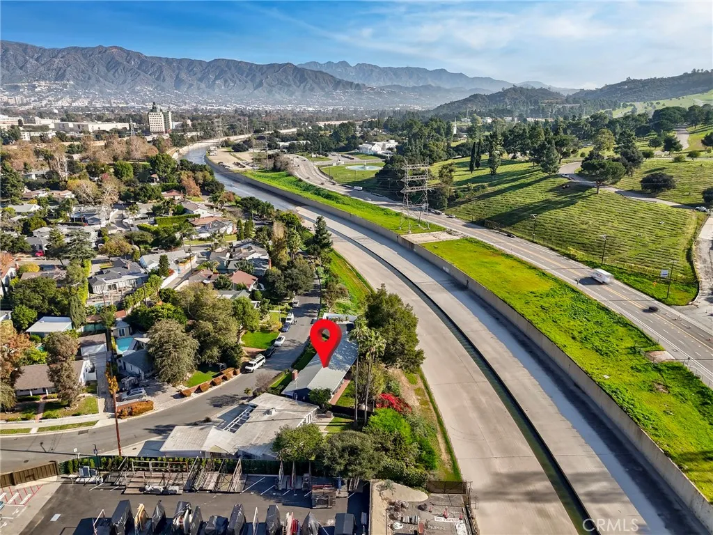 Additional image 40 of 3212 W Valley Heart Drive, Burbank, CA 91505