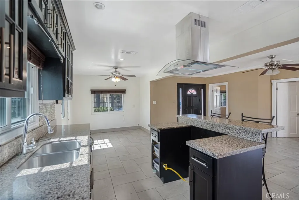 Additional image 23 of 400 E Buckthorn Street, Inglewood, CA 90301