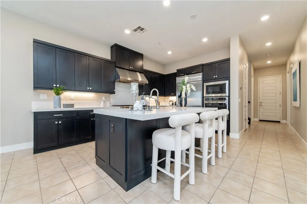 Additional image 35 of 158 Scale, Irvine, CA 92618