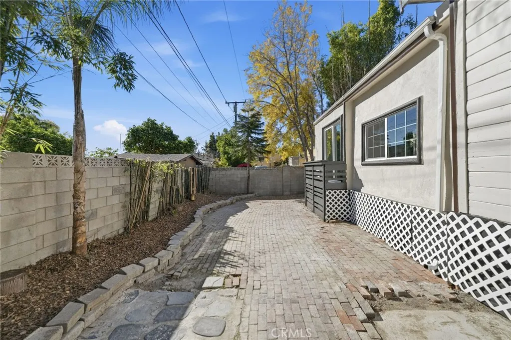 Additional image 32 of 550 Fermoore St, San Fernando, CA 91340