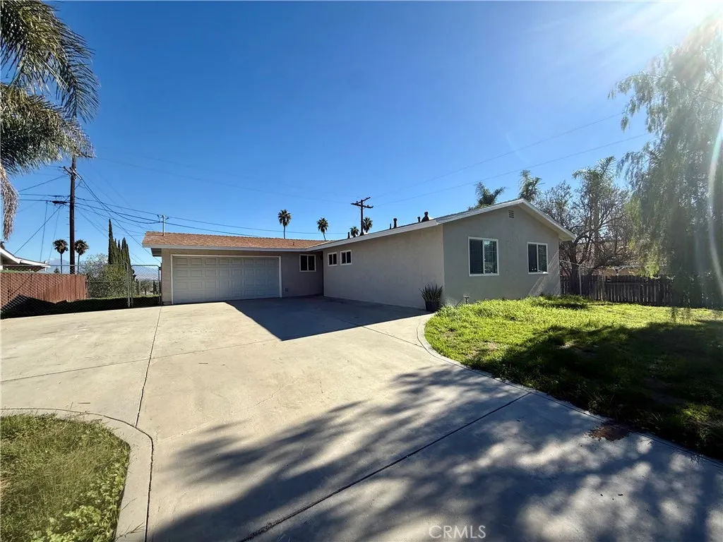 Additional image 2 of 4210 Estrada Dr, Jurupa Valley, CA 92509