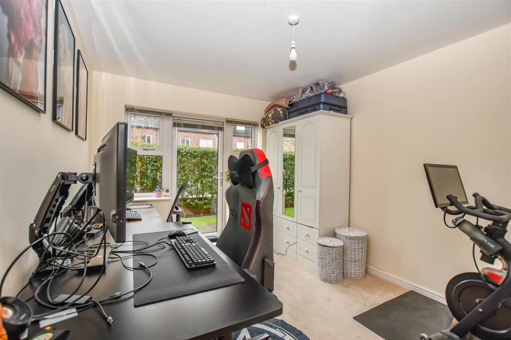 Additional image 10 of Alexander Road, London Colney, AL2