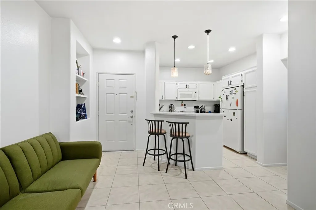 Additional image 6 of 26450 Arboretum Way Unit 1006, Murrieta, CA 92563