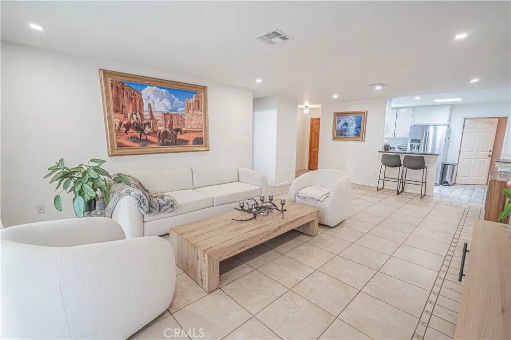 Additional image 6 of 15543 Dearborn, North Hills, CA 91343