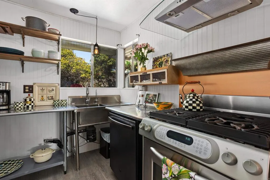 Additional image 66 of 1529 Temple Heights Drive, Oceanside, CA 92056