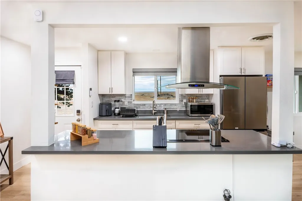 Additional image 6 of 1160 Barbara Ave, Thermal, CA 92274