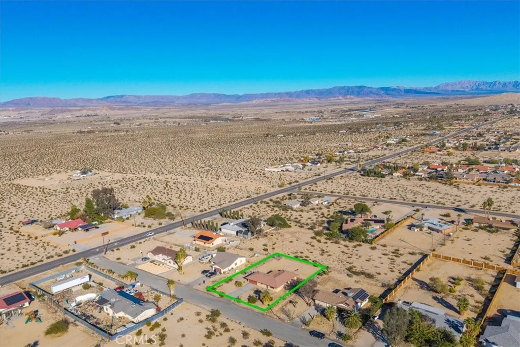 Additional image 84 of 5753 La Luna, 29 Palms, CA 92277